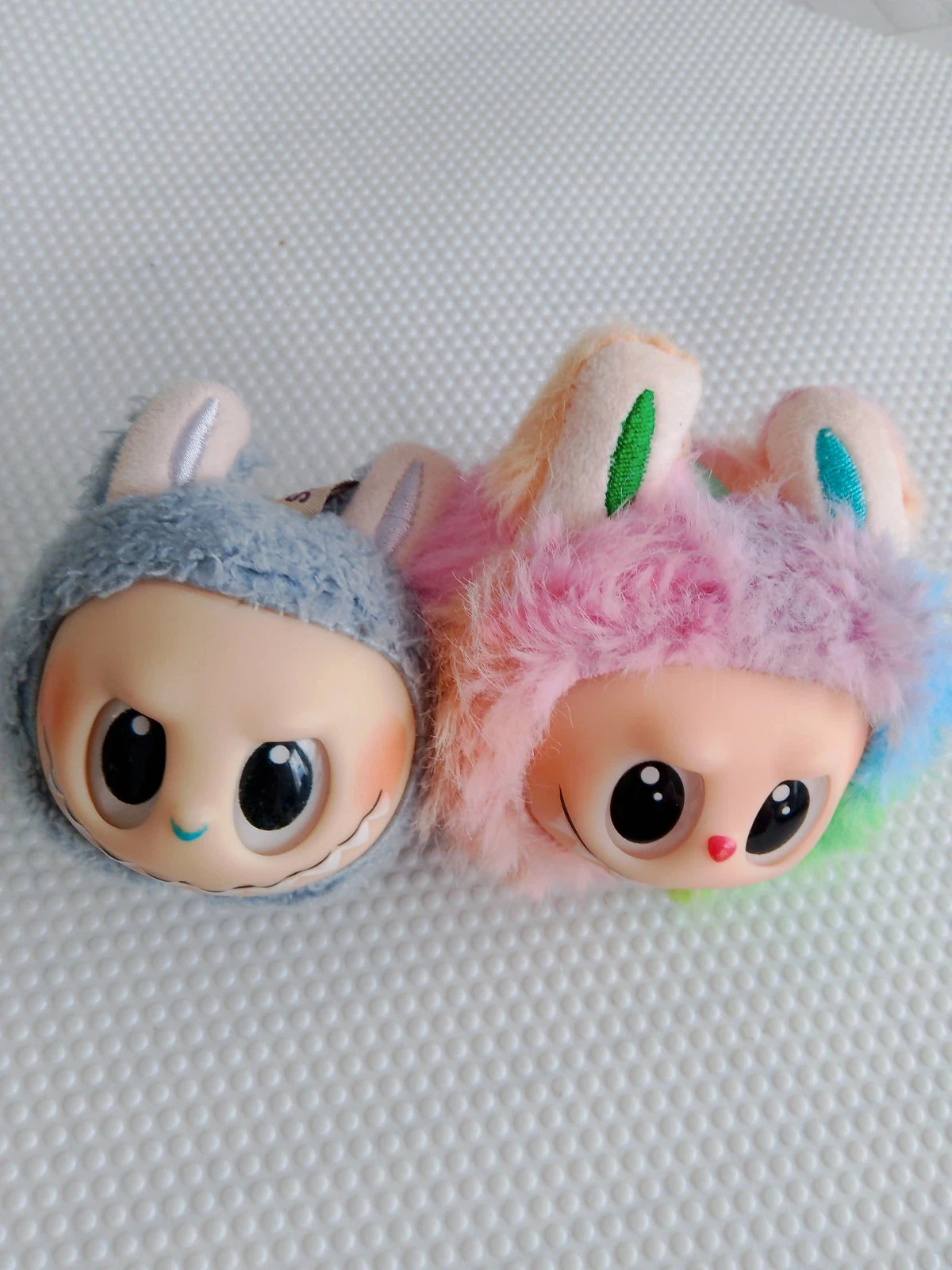 Lot of 2 Pop Mart The Monsters keychains – photo 3